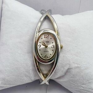 Vintage Vivani Bangle Watch Silver Tone Quartz Japan Needs Battery